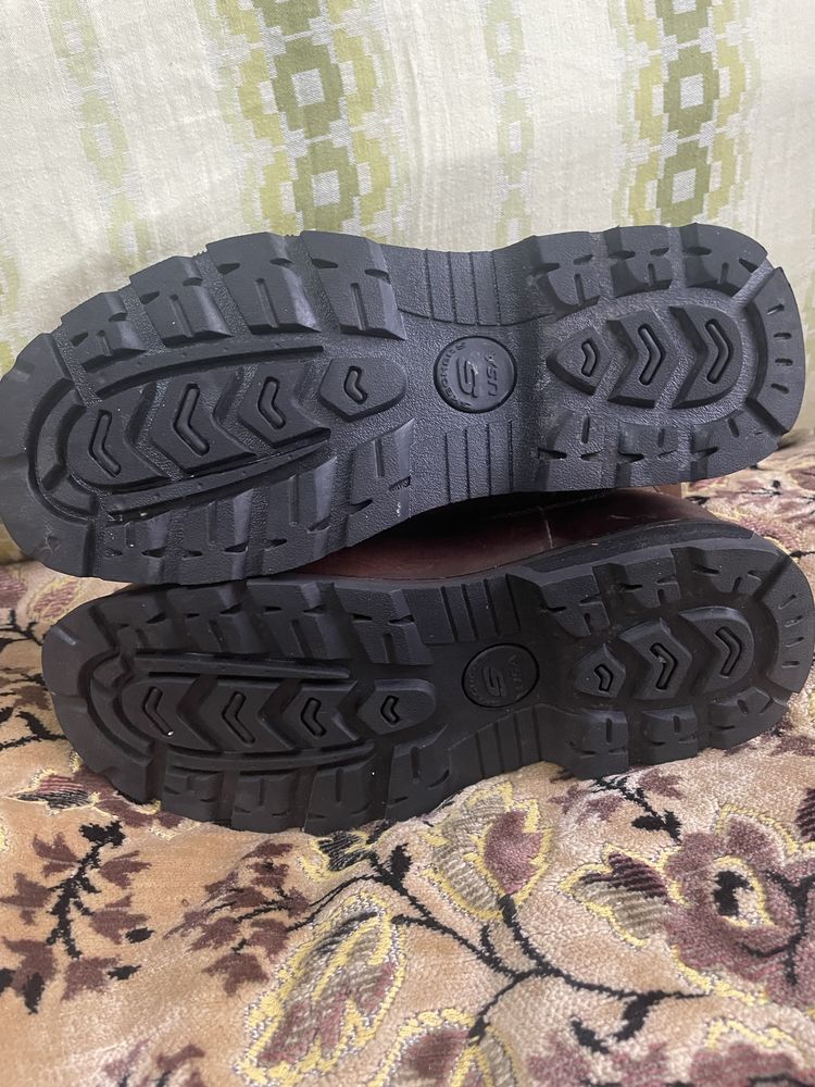 Ботинки Skechers 40 р