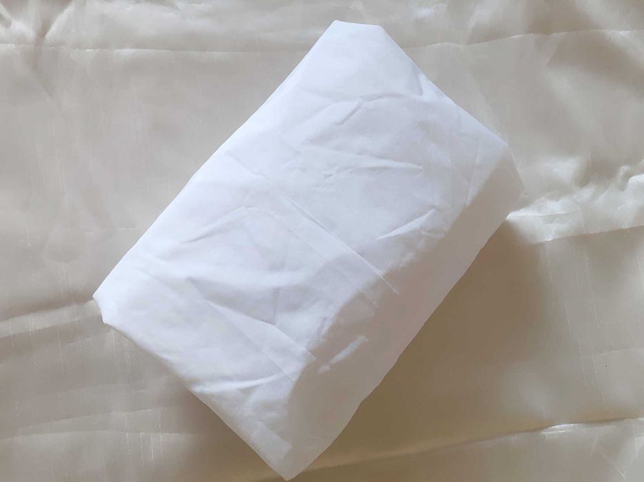 Непромокаемый наматрасник. Простынь. На детскую кровать.