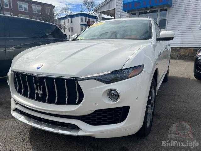 Разборка Maserati Levante рестайл дорестайл Бампер капот фары крыло