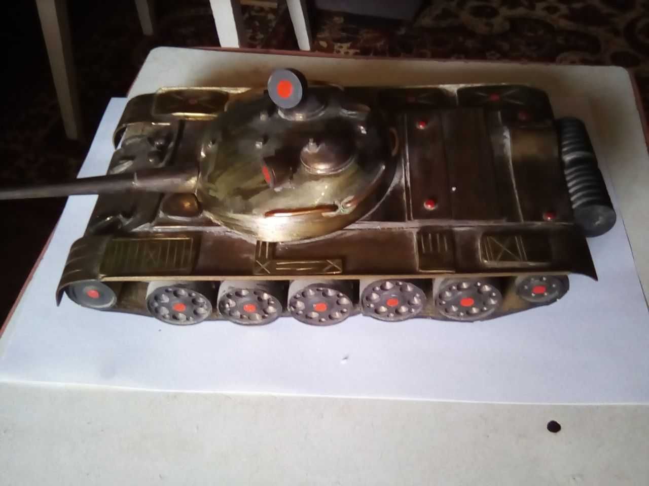 Модель танка в латуни