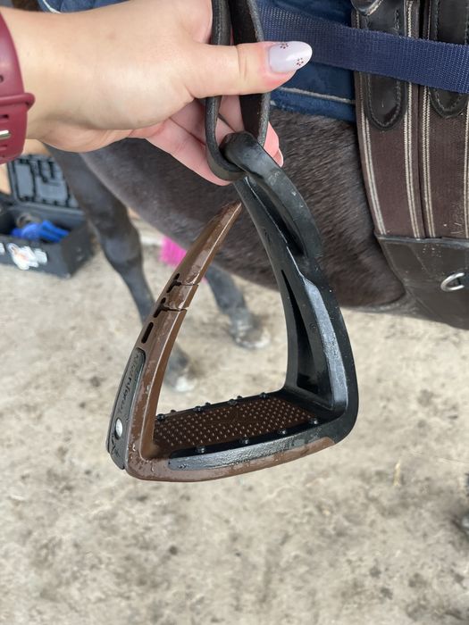 Strzemiona free jump