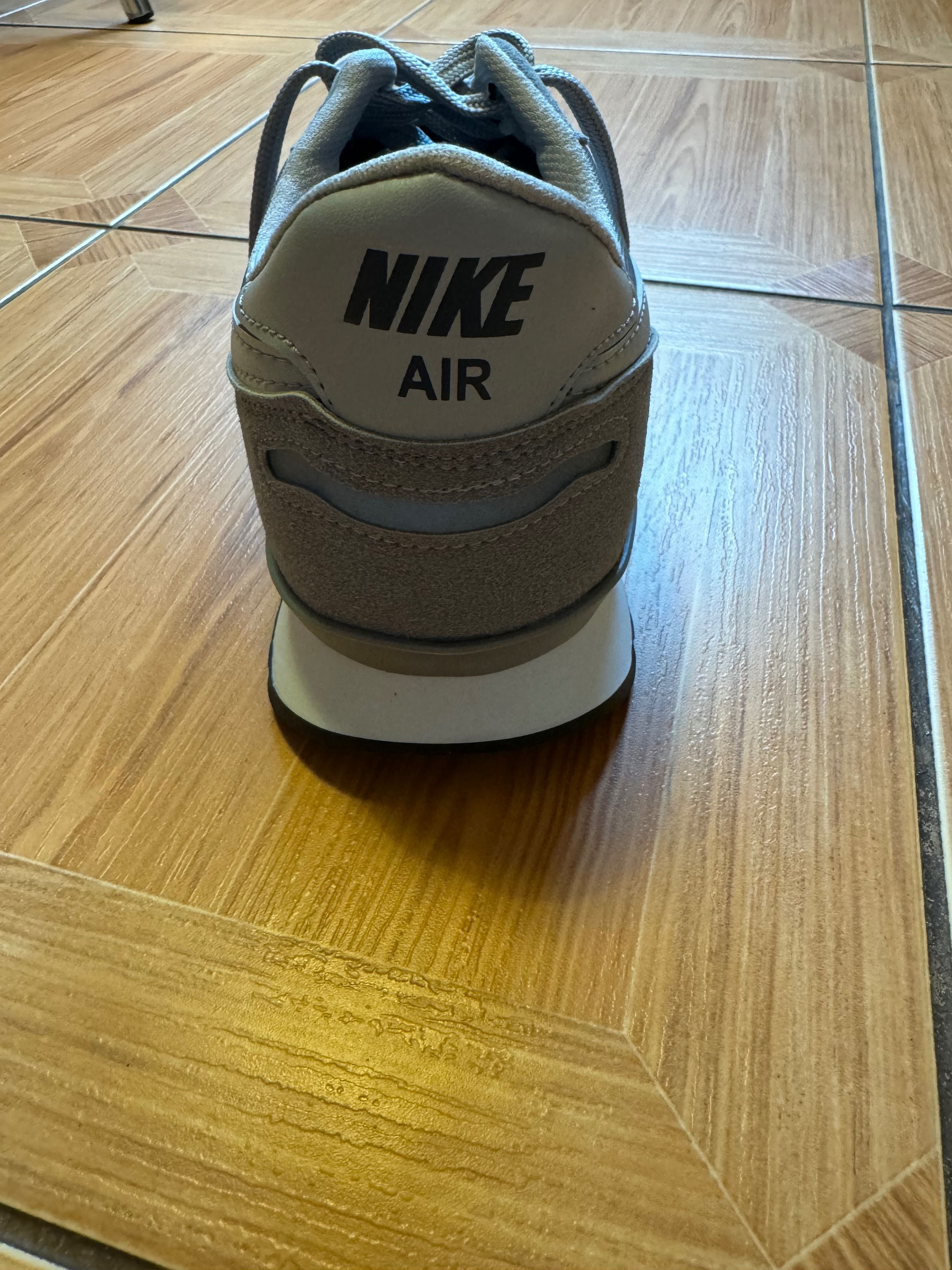 Продаю кросівки Nike air