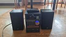Wieża stereo JVC CA-UXG46 mp3 AUX CD