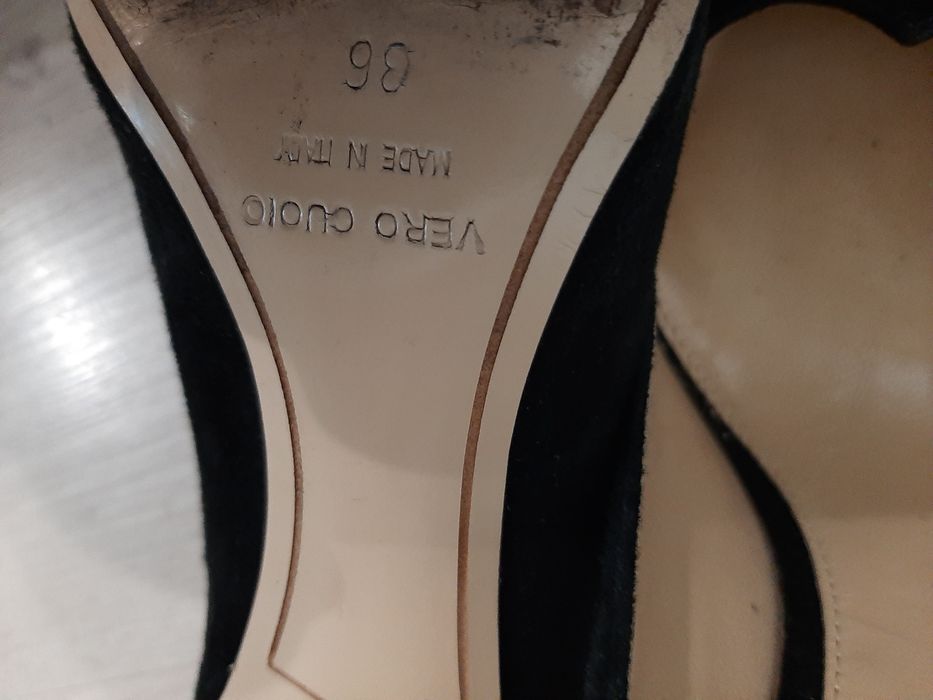 Вишуковані туфлі р 36 VETIVER італіяя