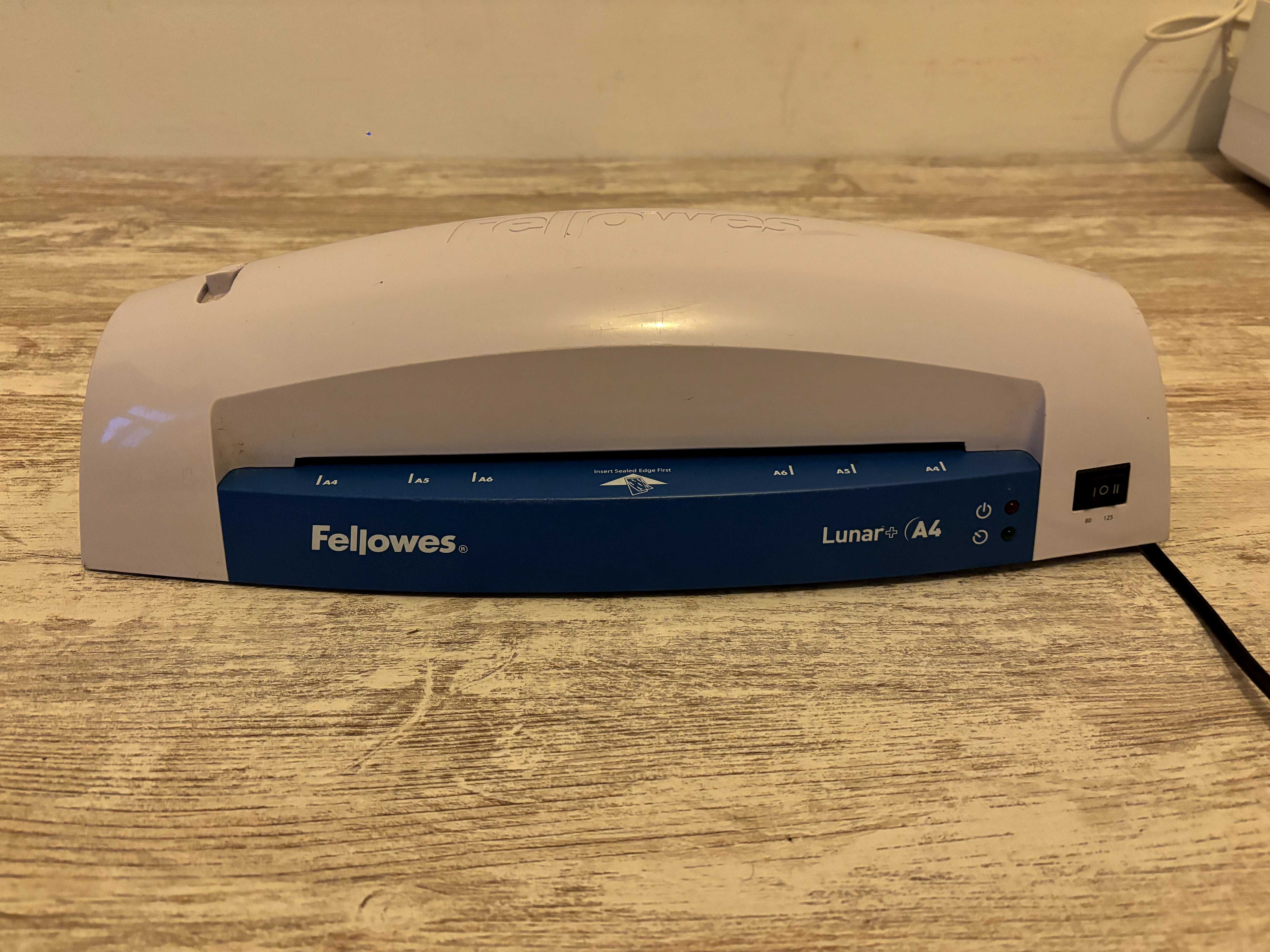 Fellowes Plastificadora Lunar+ A4,