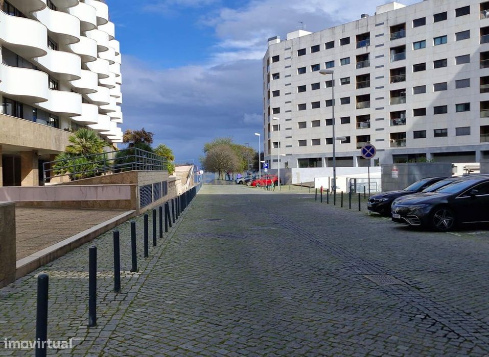 Parqueamento (Box) no Parque das Nações, Espelho do Tejo