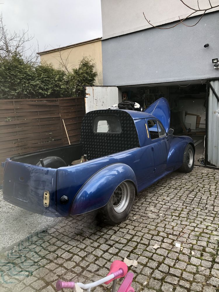 Peugeot  203 Projek silnik v8 z 1957roku
