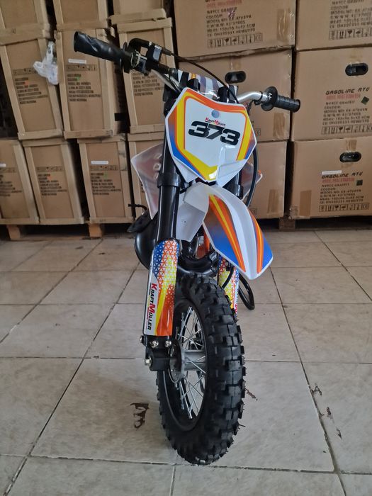 Pit Bike novo vários cores disponíveis novos