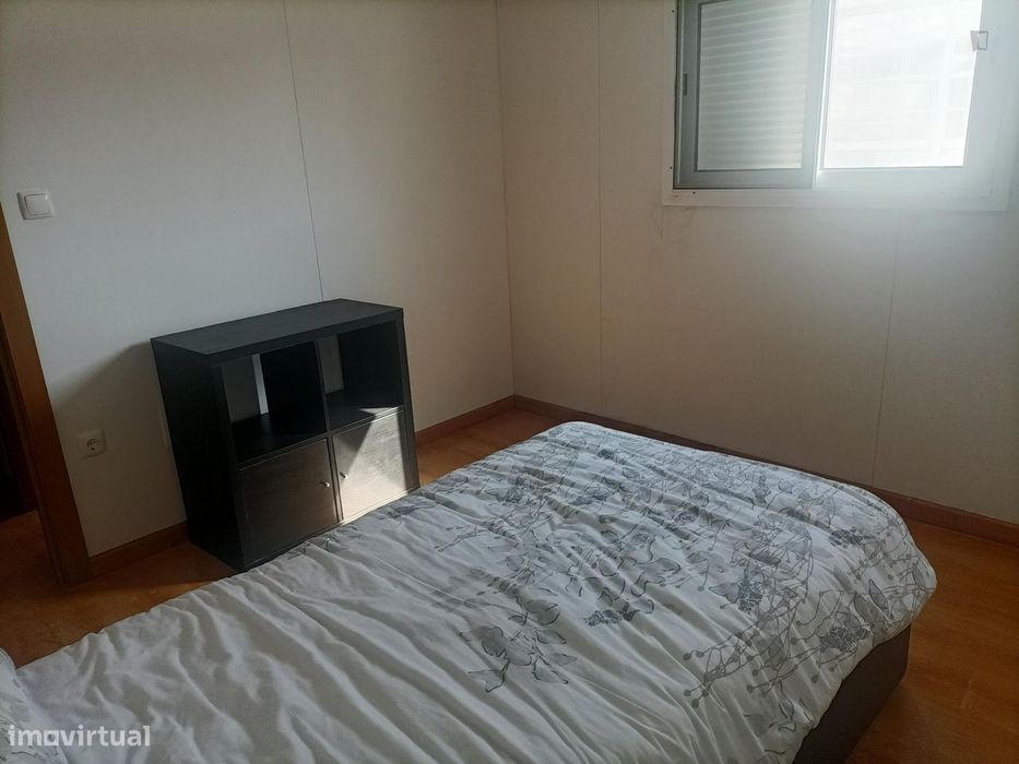 802177 - Quarto com cama de solteiro em casa...