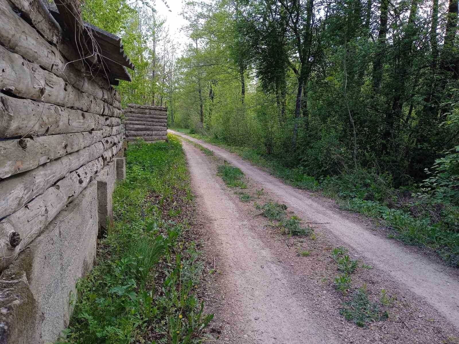 Продам приватизовану ділянку під забудову в с.Давидівка
