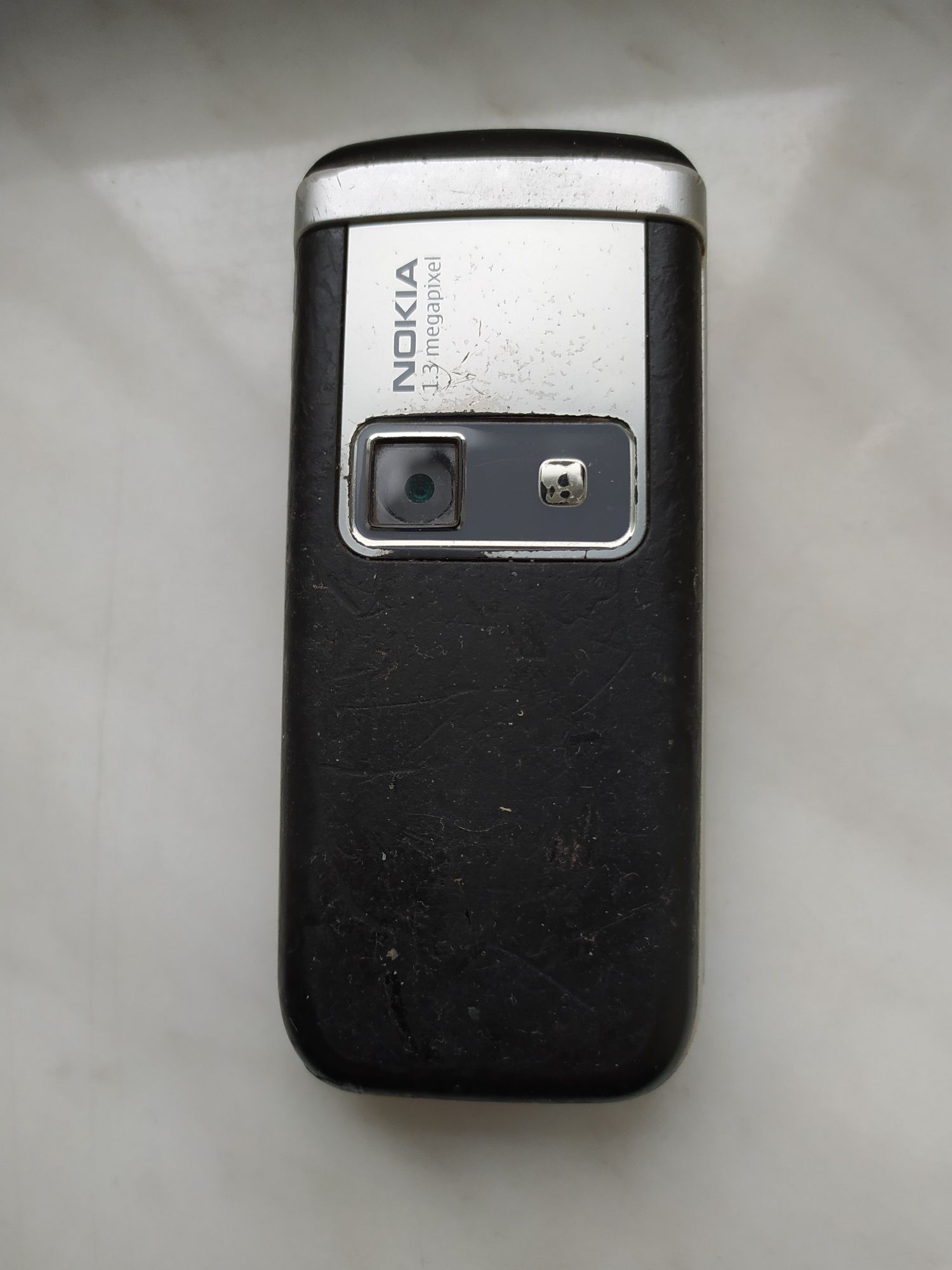 Мобільний телефон Nokia 6151 комплектація виробника