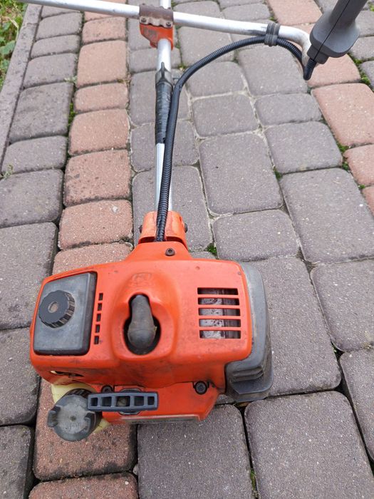 Kosa spalinowa stan b .dobry.