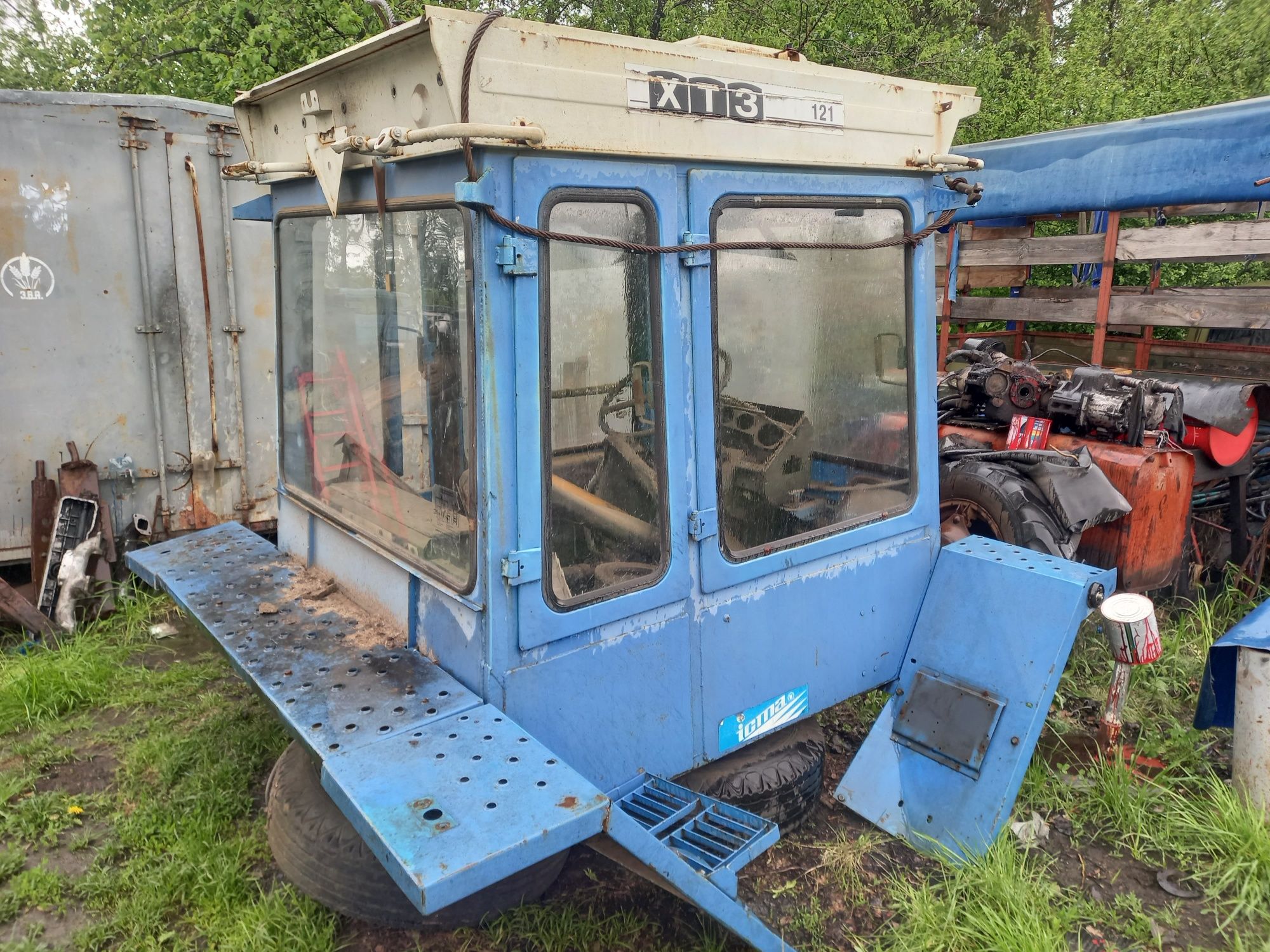 Продам кабіну  хтз 121