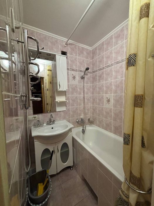 Аренла Тополь 1 2 3 Запородское шоссе Паникахи Шевченковский Ремонт!