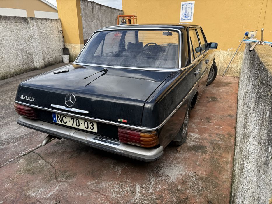 Mercedes-Benz w115 240d 01/83