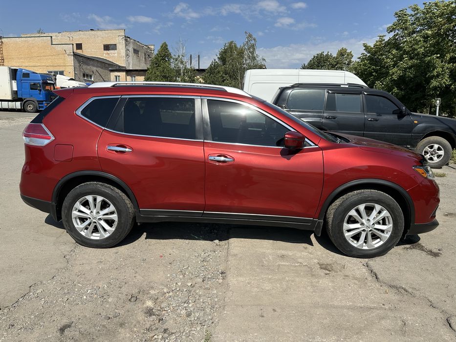 Продам Nissan Rogue