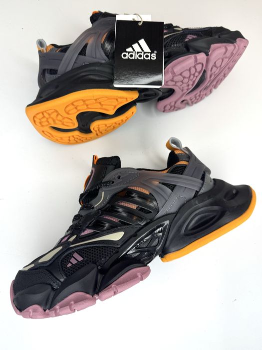 Кроссовки Adidas НОВЫЕ - 36,37 размер в НАЛИЧИИ