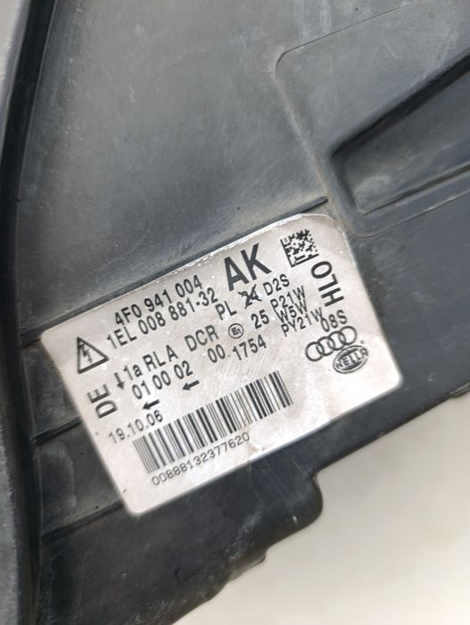 Фара Стоп Фари передня задня права ліва ксенон адаптивна AUDI A6C6 лед