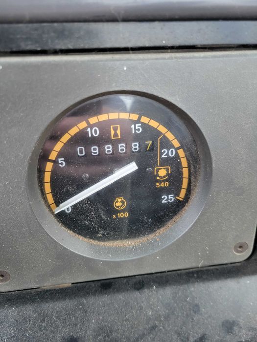 Koparko ładowarka Ford 655 C w oryginale