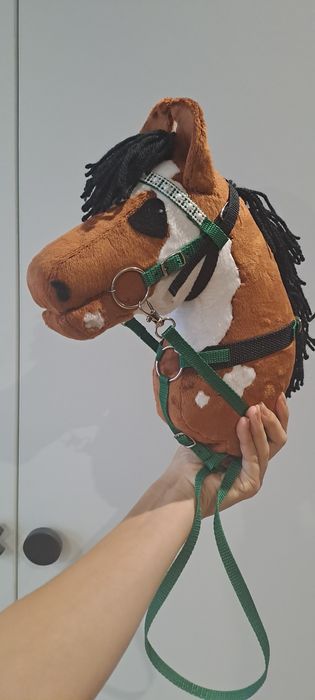 Ogłwie z wodzami i napierśnikiem dla hobby horse