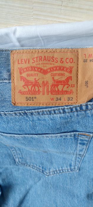Продам джинсы Levis 505, 501