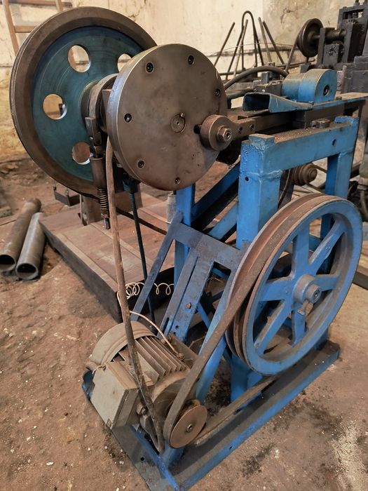 Giętarka do drucików