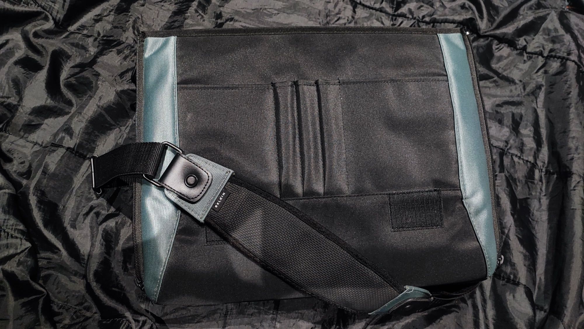Torba na laptopa NE Belkin 13-14cali. Bardzo dobry stan