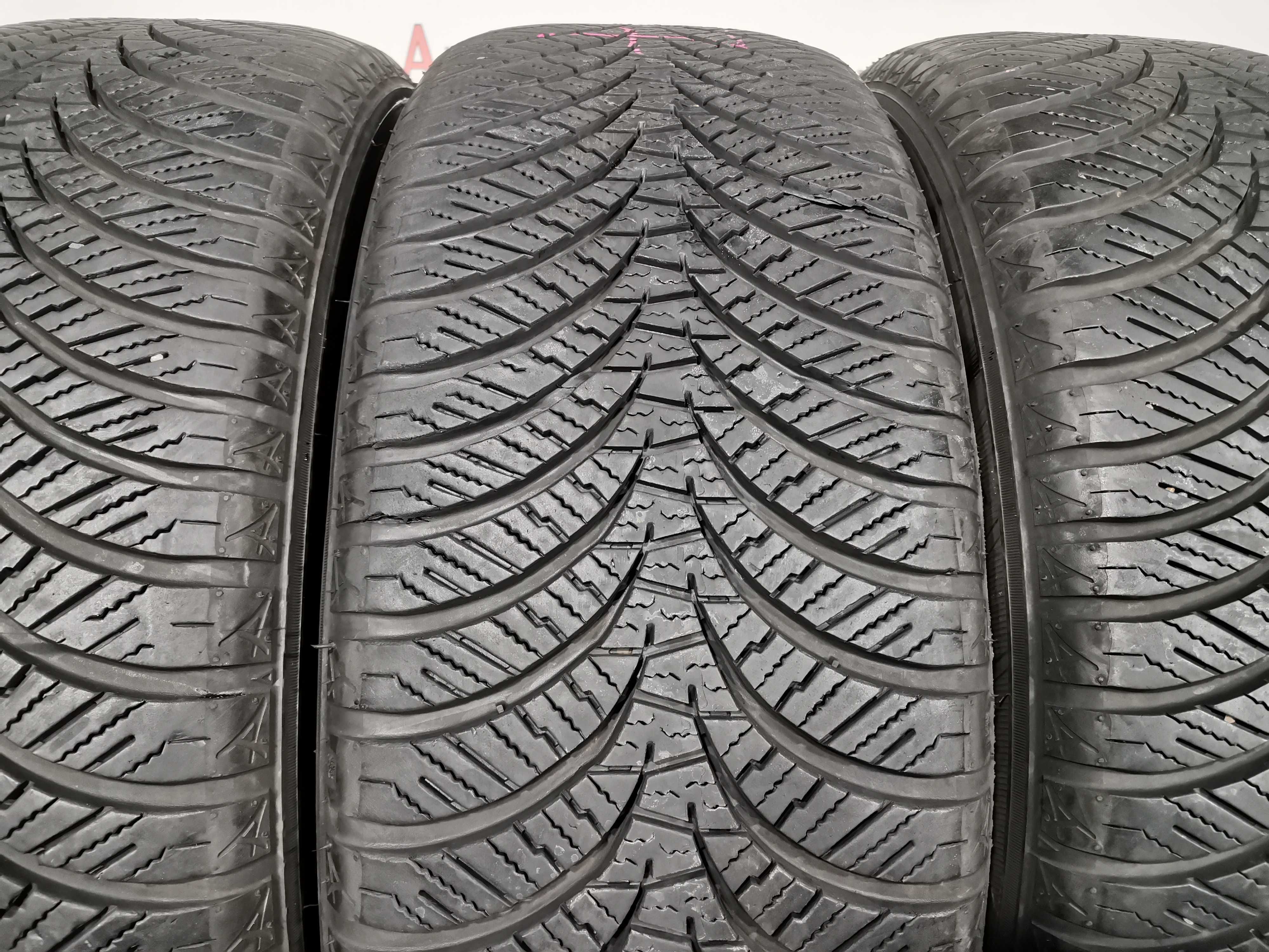 4 шт. 215/55 R17 Falken EuroAll Season AS210 шини б/у, 7 мм