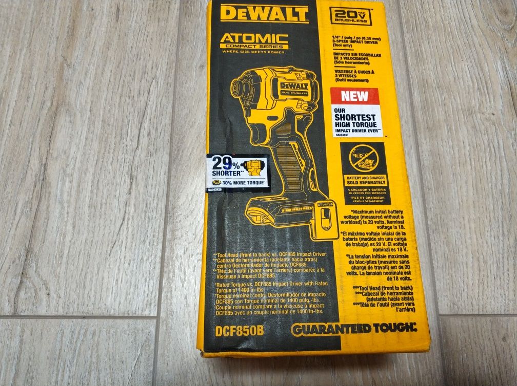 Шуруповерт аккумуляторный ударный бесщеточный DeWALT DCF850 Atomic 20V