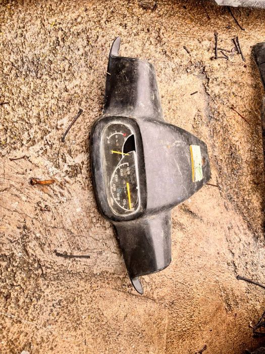 Продам пластик на aprio(априо)