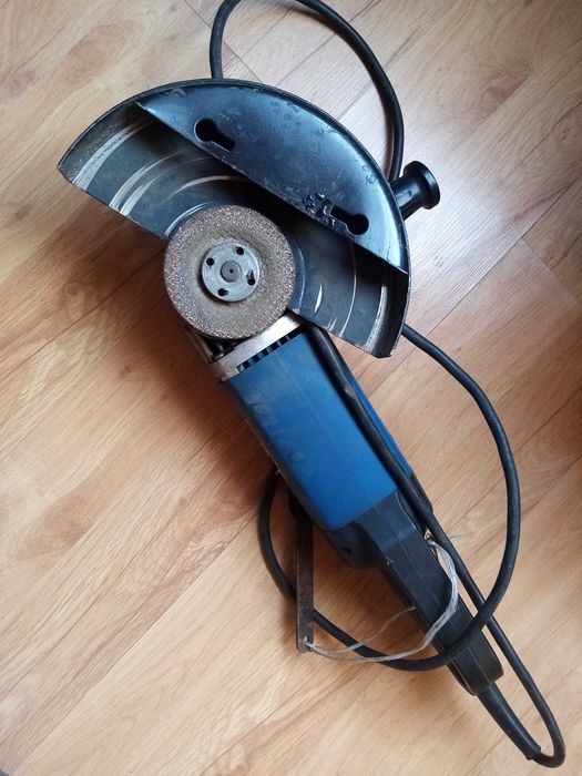 Szlifierka kątowa hanseatic 2100W