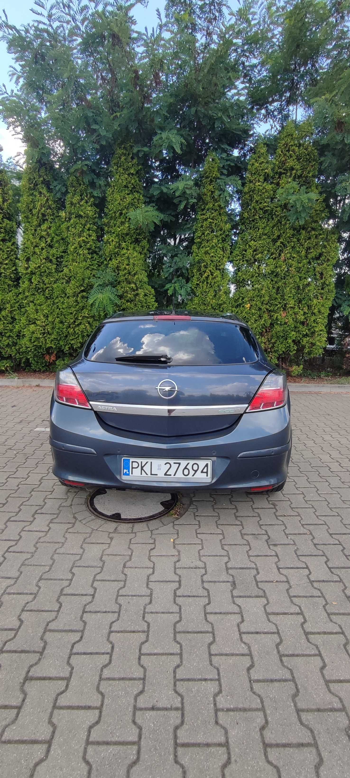 Opel Astra H Hatchback 2009r.
