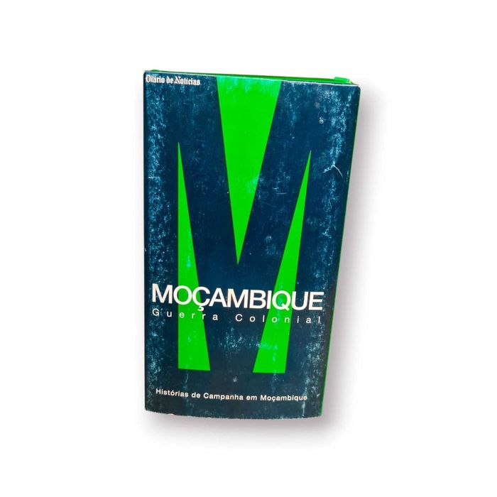 Cassete VHS – “Moçambique:Guerra Colonial”(Diário de Notícias/C.M.SOM)