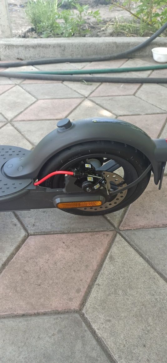 Електросамокат Xiaomi MI electric scooter Pro 2 black