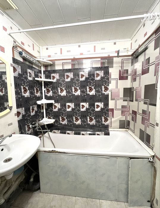 Продается 1 ком кв в Осипенковском р-не по ул Звенигородская