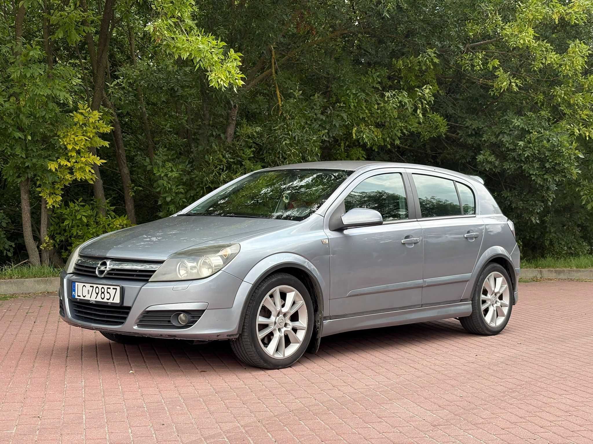 Opel Astra 1.9 CDTI 150kM
