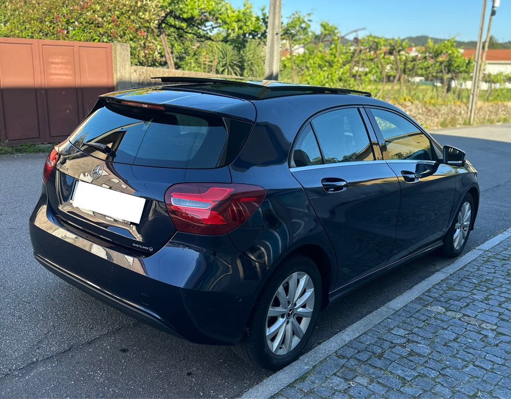 Mercedes A180 Automatico Ano 2018 ( Versao com Todos os Extras )