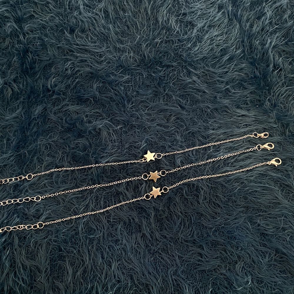 Conjunto de 3 pulseiras em prateado com Estrela (novas)