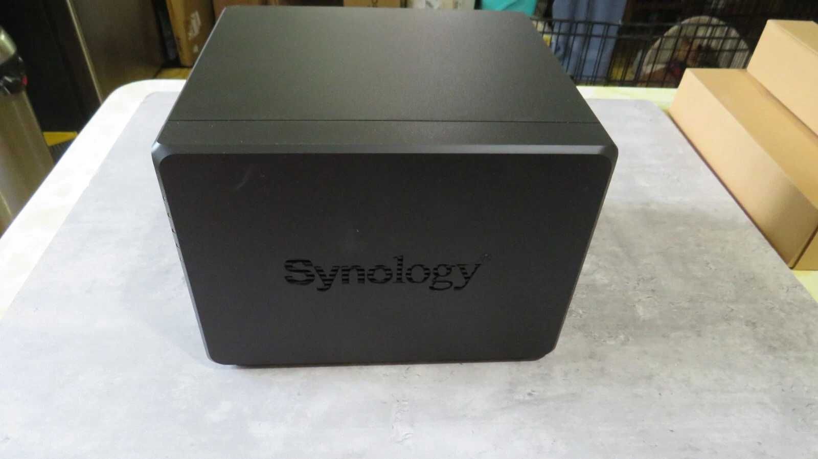 Synology 4 bay NAS DiskStation DS920+ (Diskless), 4-bay; 4GB DDR4