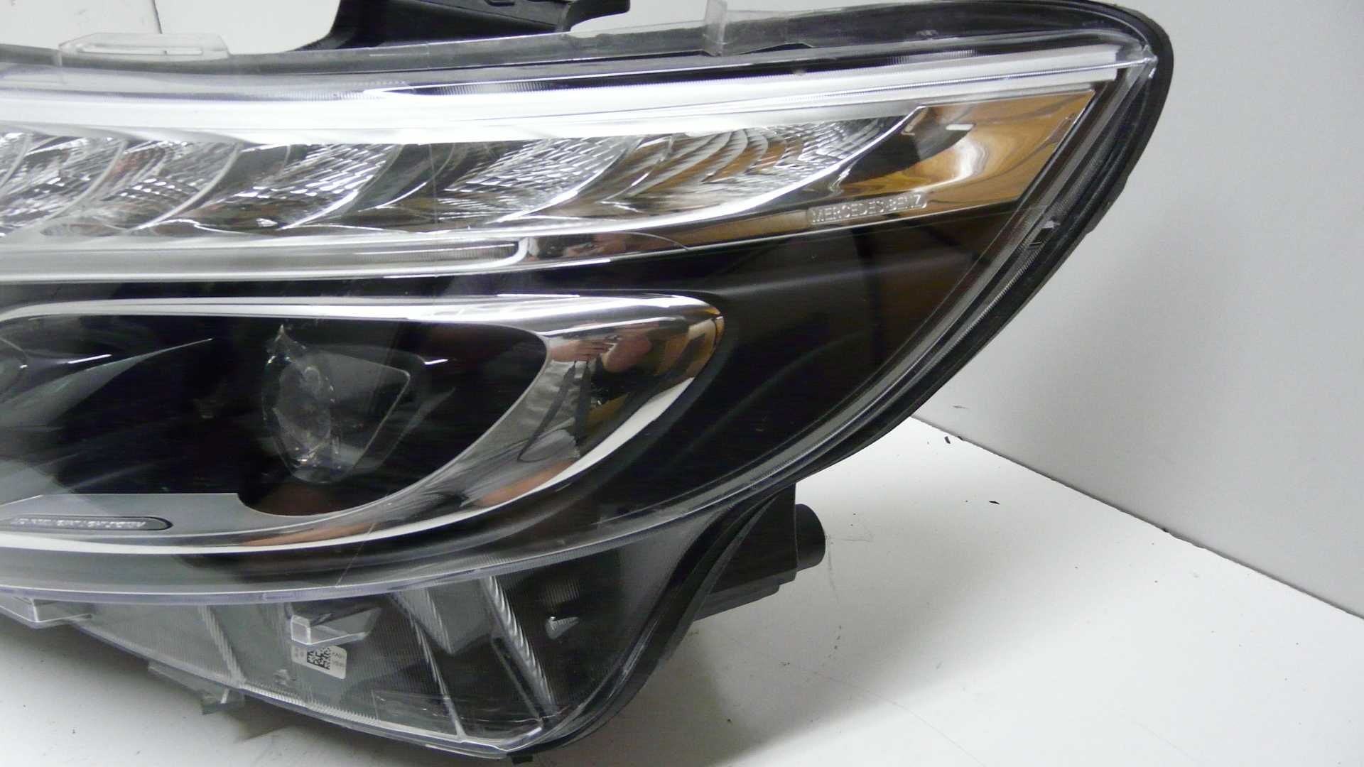 Lampa LED lewa Mercedes V-klasa