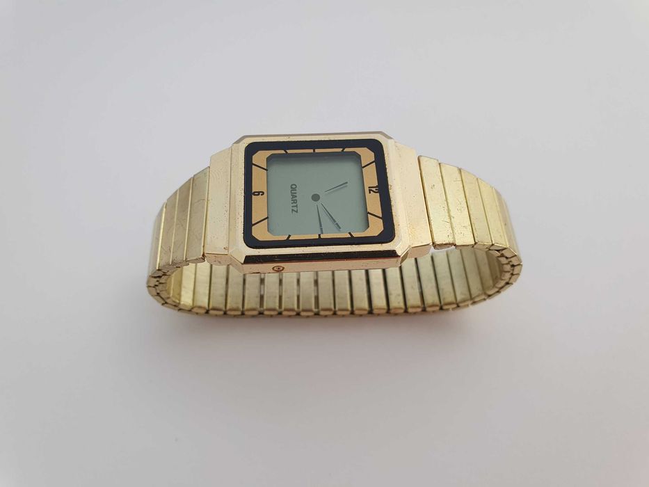 Zegarek LCD Quartz Vintage