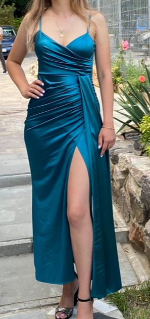 Сукня літня смарагдова вечірня святкова