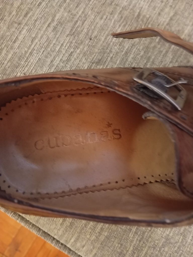 Sapatos de homem