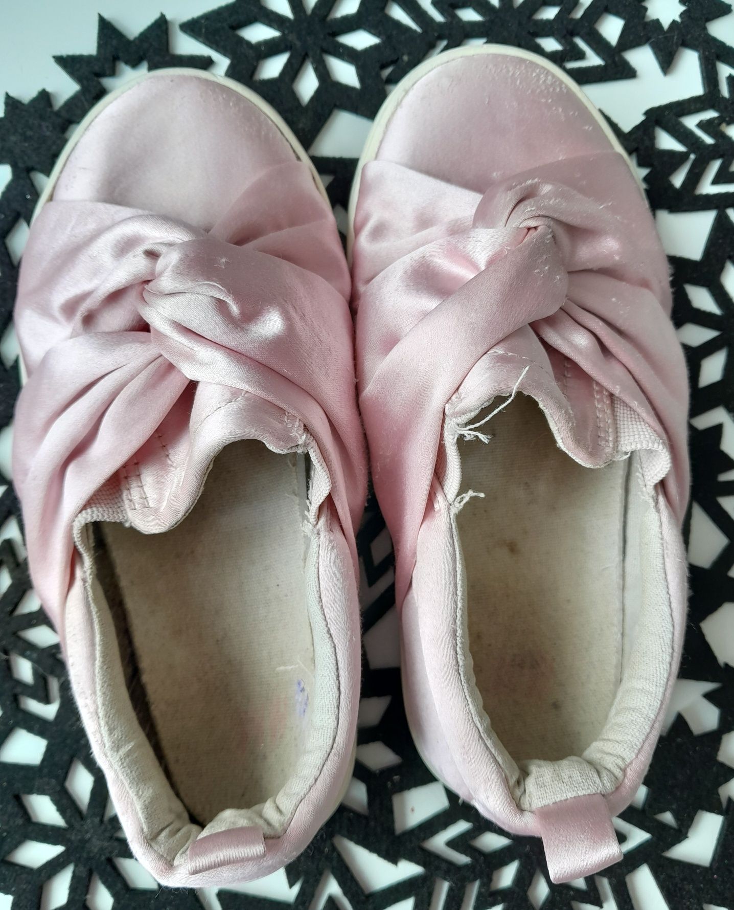 Trampki trampeczki buty buciki różowe rozm 28
