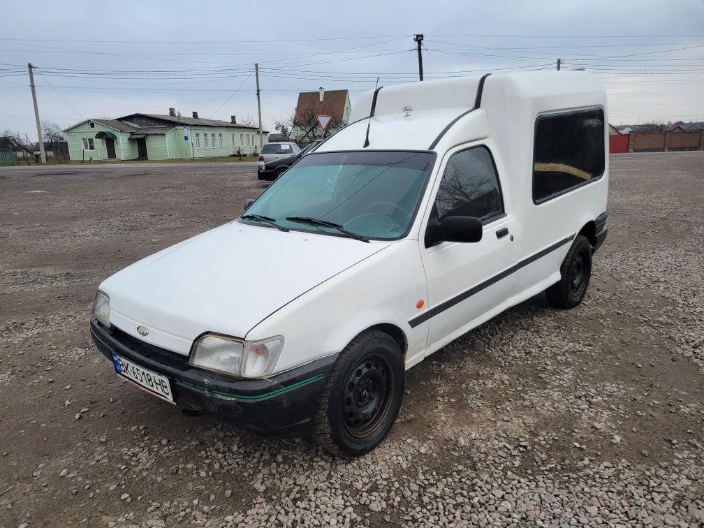 Ford Courier 1.8дизель 1995р