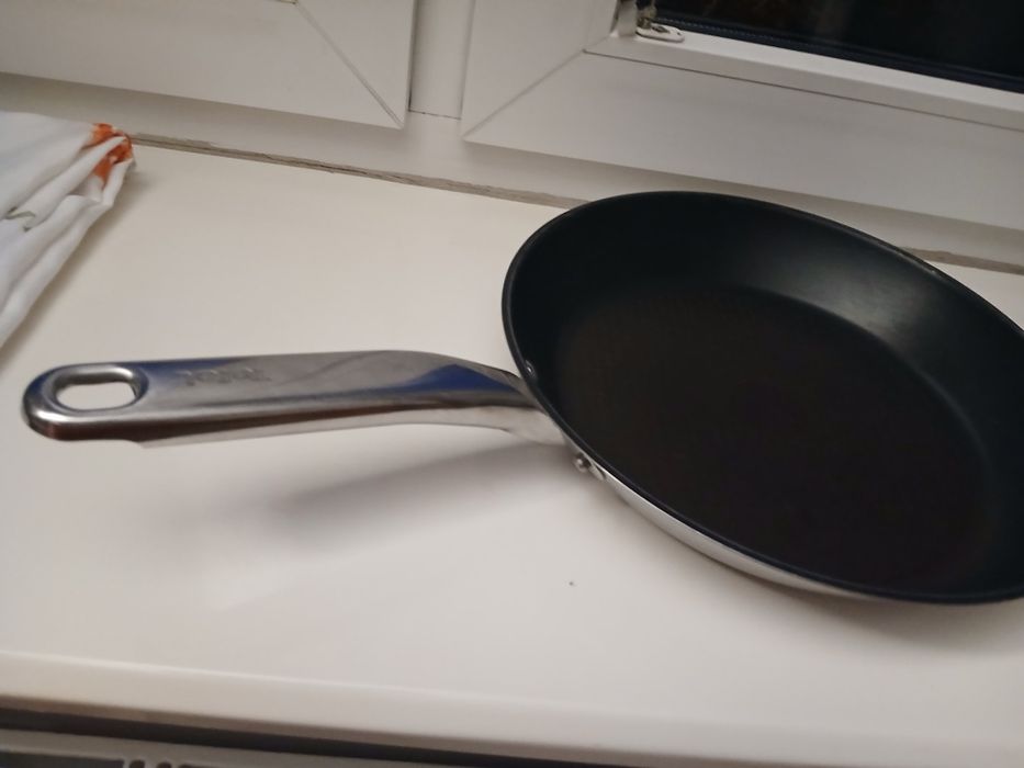 Patelnia Tefal 28cm.