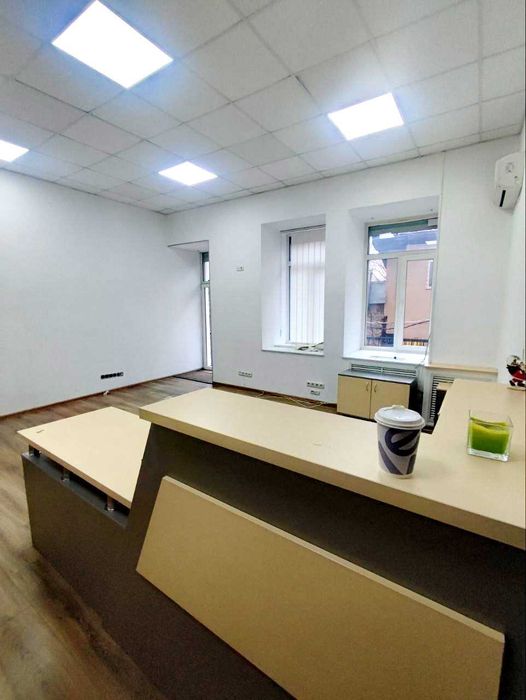 Без%! Ярославов Вал, офис с ремонтом, метро Золотые Ворота-5минут!