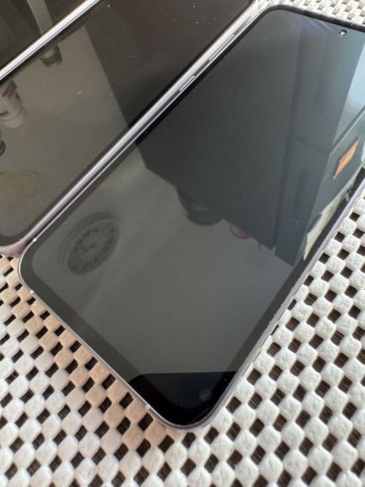 Samsung S23 FE 128 в крутих станах