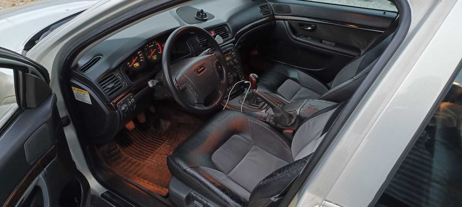 Volvo S80  2.0 T5