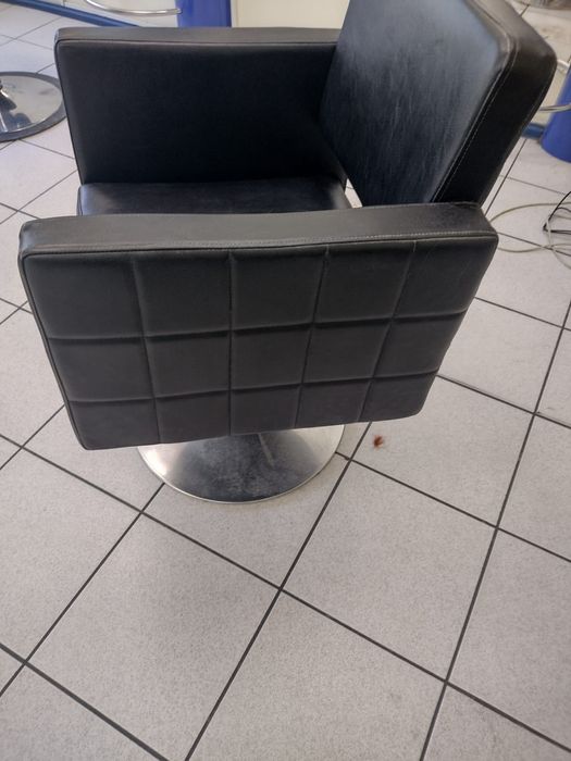 Wyposażenie salonu fryzjerskiego Sprzedam